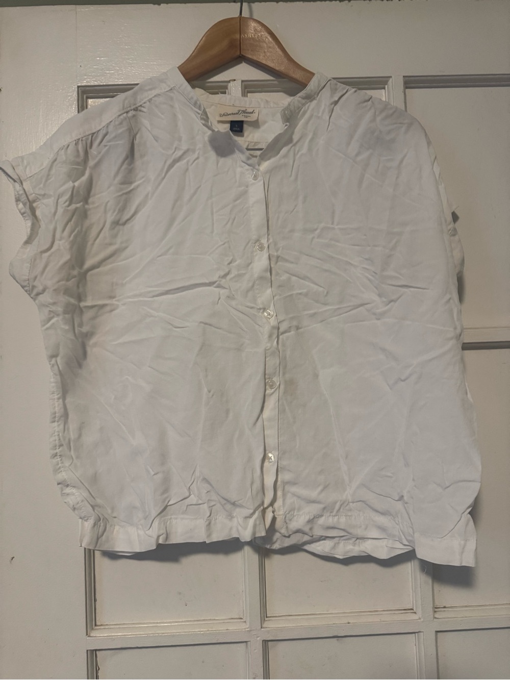 Universal Thread White Button-Down Short Sleeve Blouse